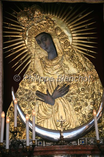 lituanie vilnius 4.JPG - Vierge miraculeuseChapelle d'OmstrabramskaVilnius, Lituanie